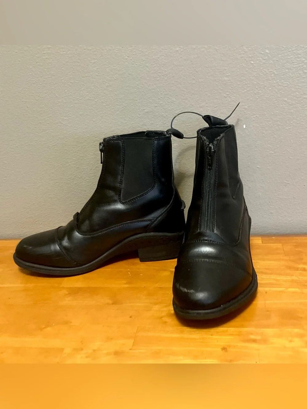 Smart Pak Eliza Synthetic Front-Zip Paddock Boots, Black - Size 3 (VGUC)
